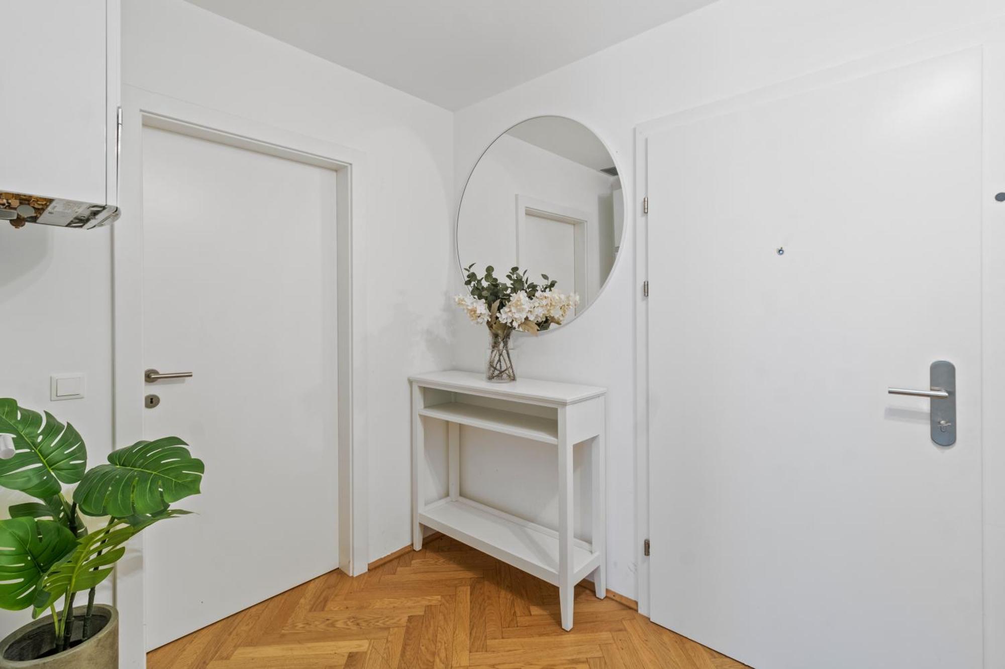 City Apartment, Two Metro Stations To Hauptbahnhof Vienne Extérieur photo